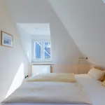 Wagenknecht, 10 Apartment *