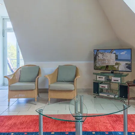 Wagenknecht, 10 Apartman