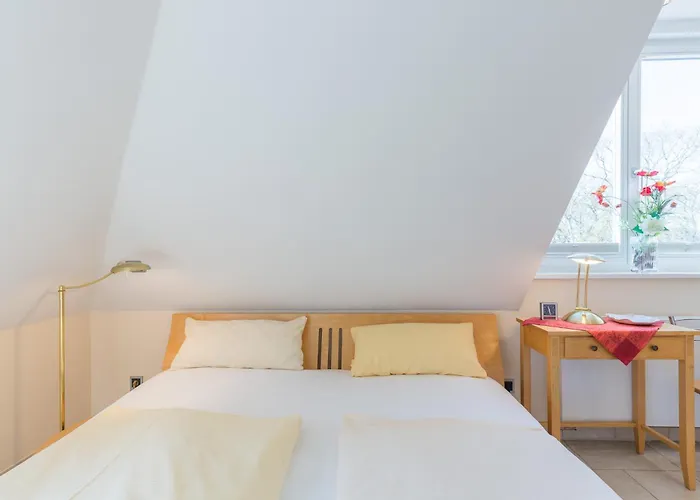 Wagenknecht, 10 Apartman *